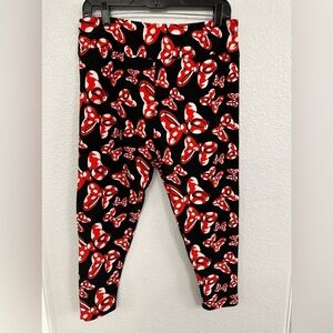 Minnie Design Capri Leggings